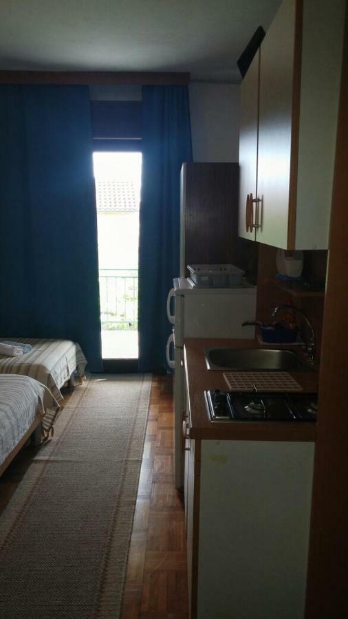 Apartments Viktorija スタリグラード エクステリア 写真